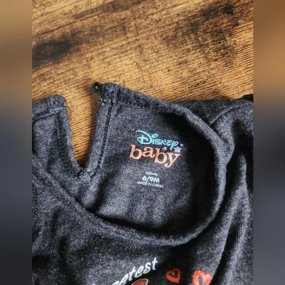 6-9M‎ Disney Baby MINNIE MOUSE onesie